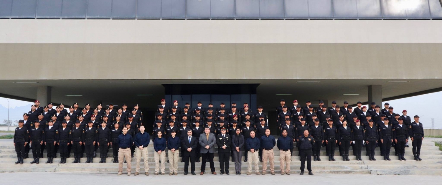 Graduación de 109 policías